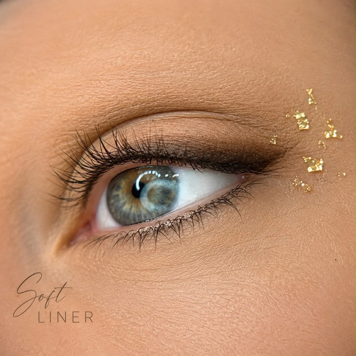 Eye-liner Soft Liner, regard intensifié